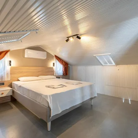 Βίλα Luxury In The Center Of Hisaronu *